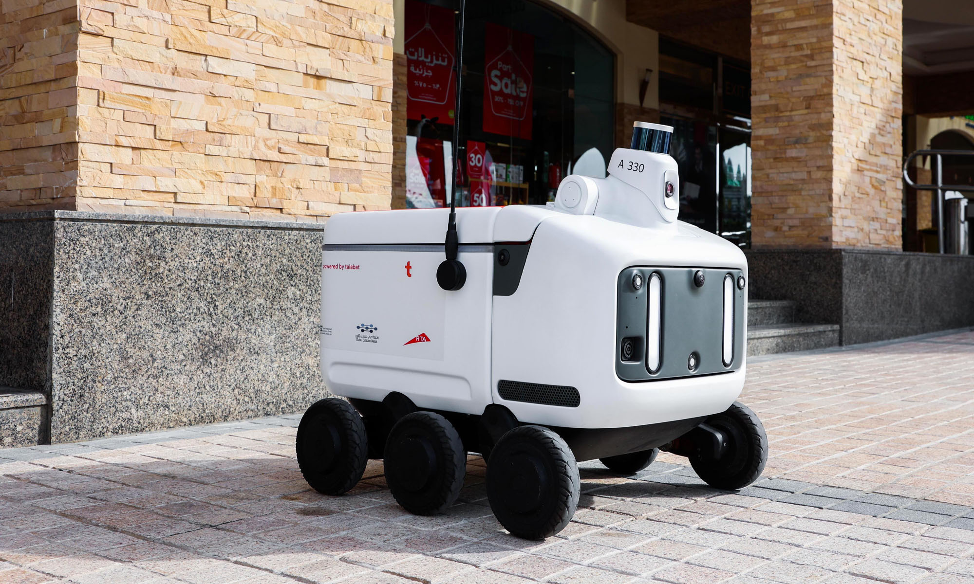 meet dubai's groundbreaking smart robot delivery assistant